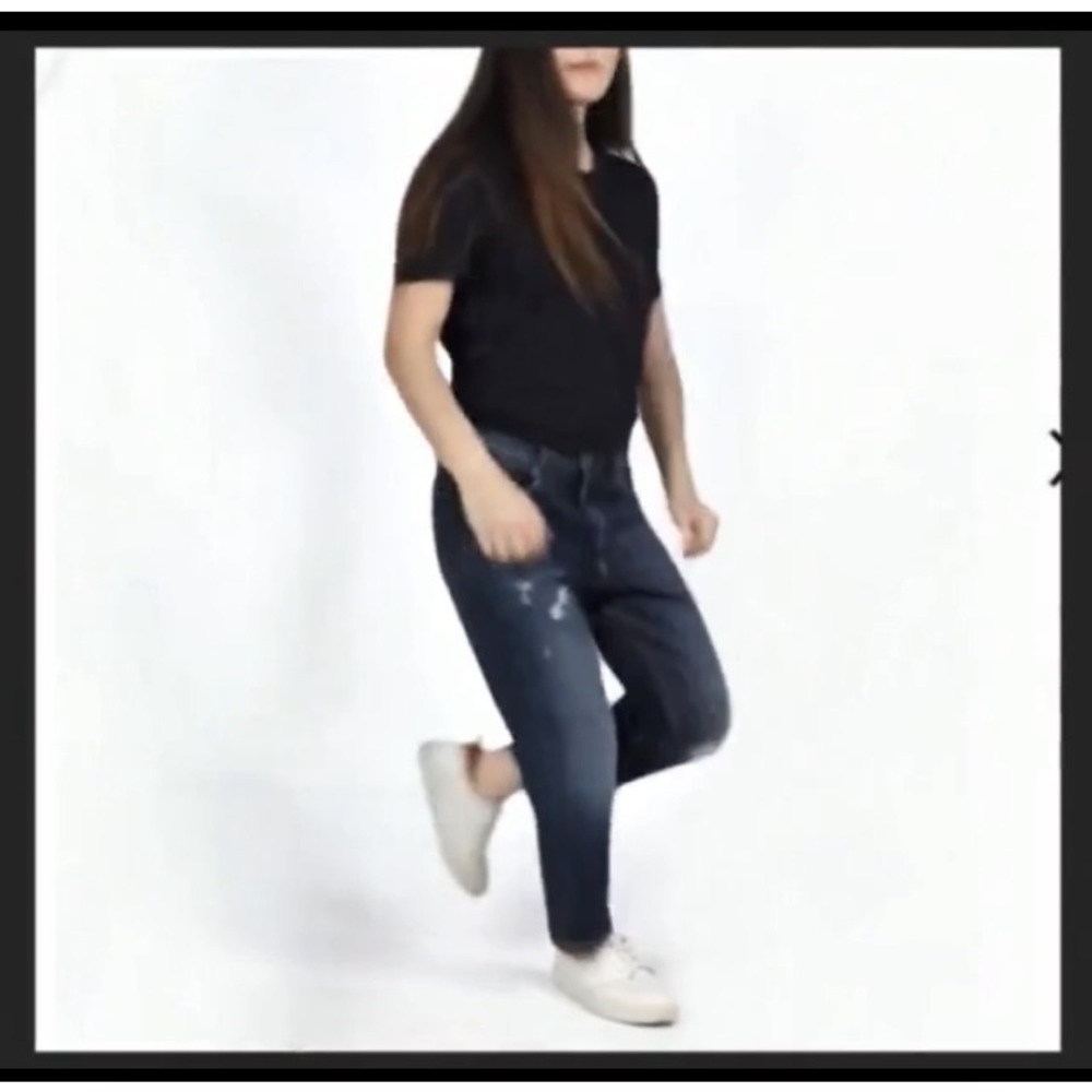 ❣️NWT Italian Designer Jeans Distressed